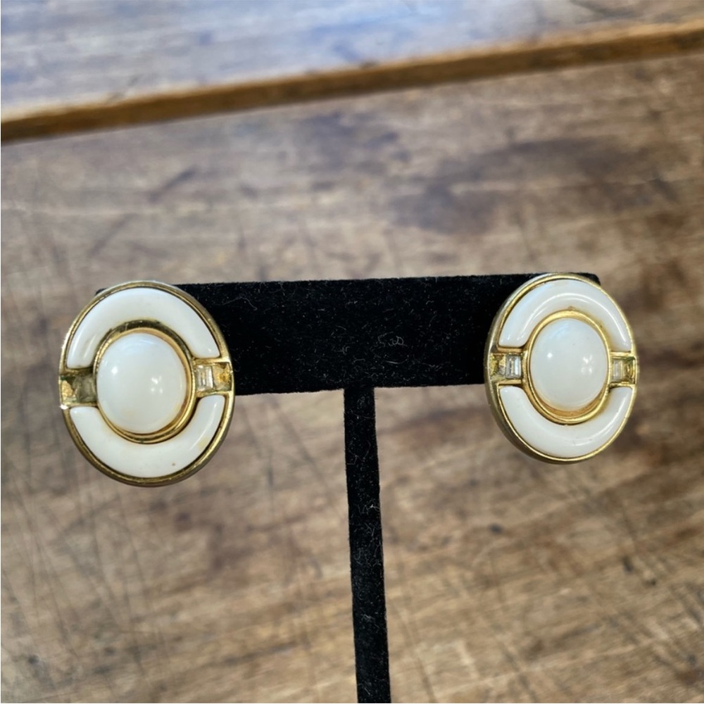 GIVENCHY VINTAGE Oval Mixed Stone & Gold Metal Clip Backs